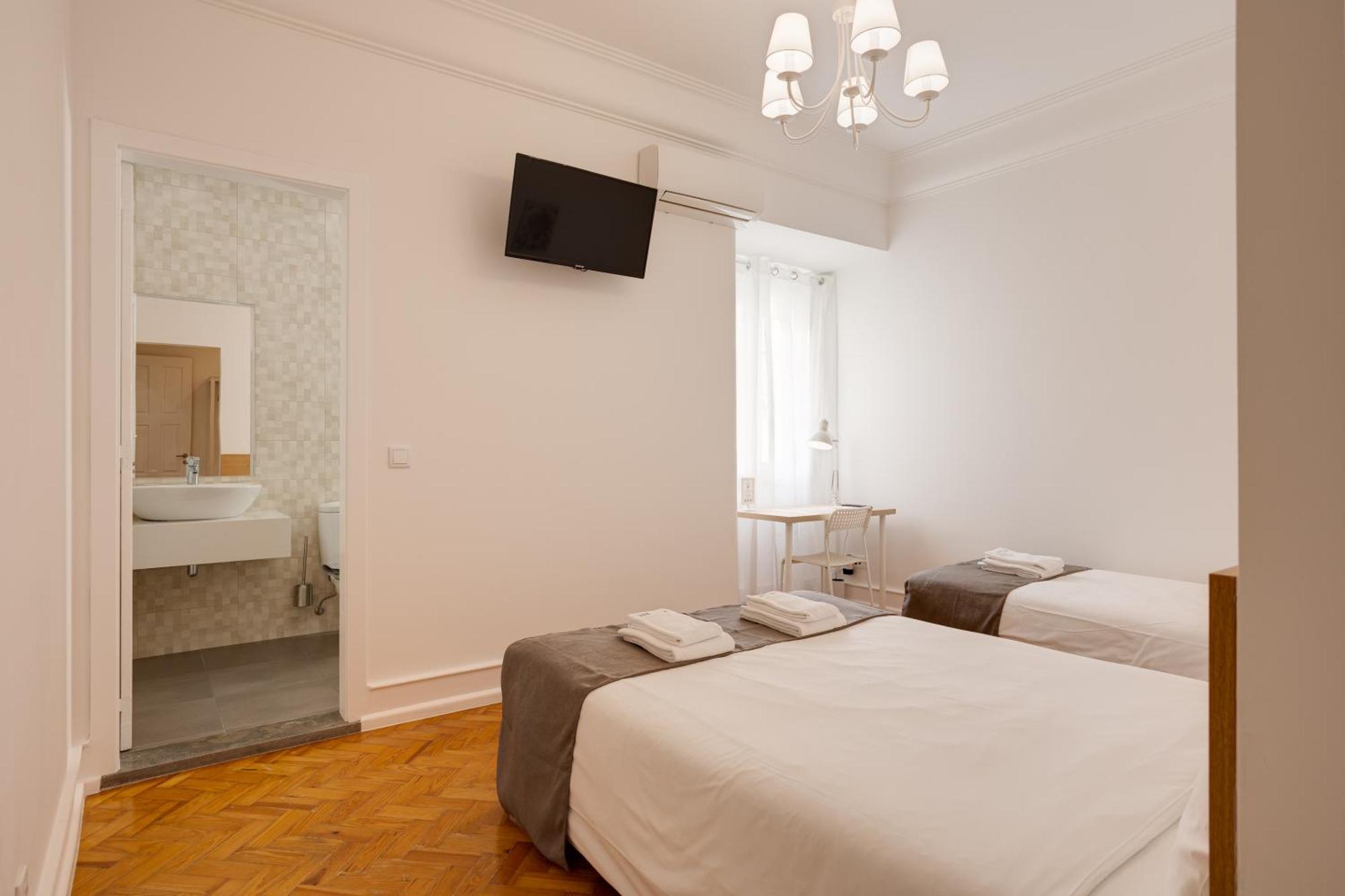 Apartamento Home Out Rooms & Apartments *