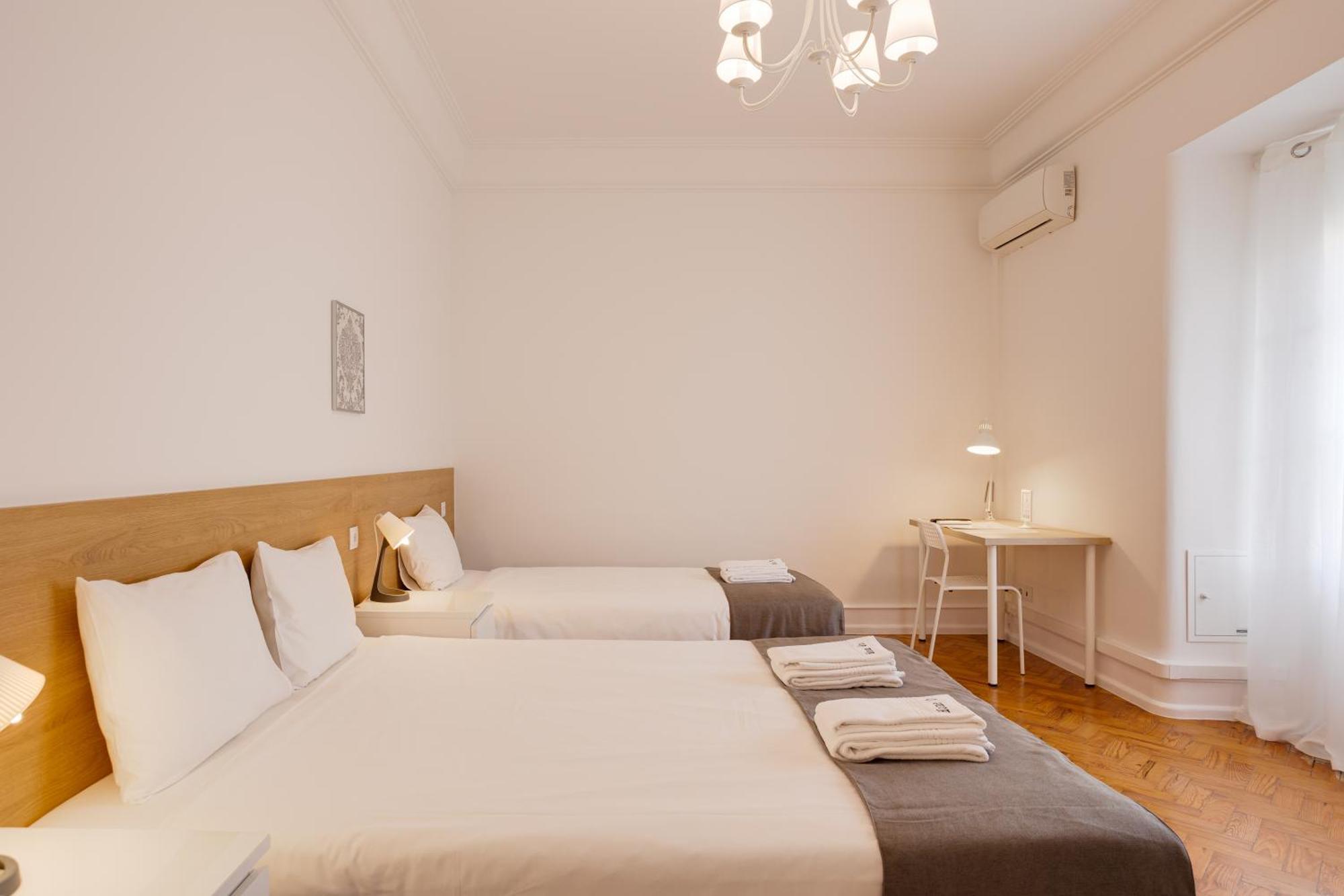 Apartamento Home Out Rooms & Apartments